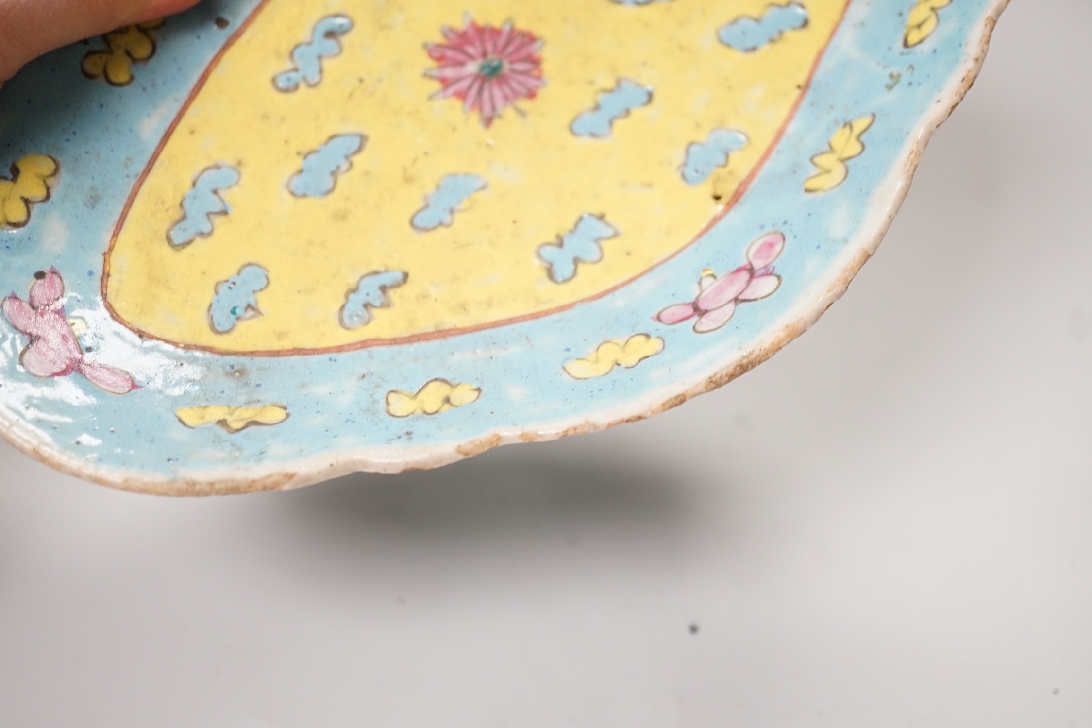 A 19th century Chinese enamelled porcelain dish, 22cm long